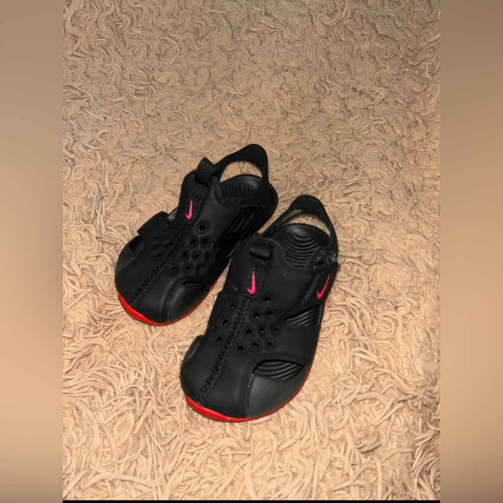 Nike Sunray Protect 2 Toddler - Size 6